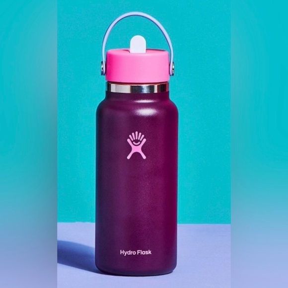 Hydro Flask Limited Edition Water Bottle in Sugarplum 32 Oz. NWT - Picture 4 of 8